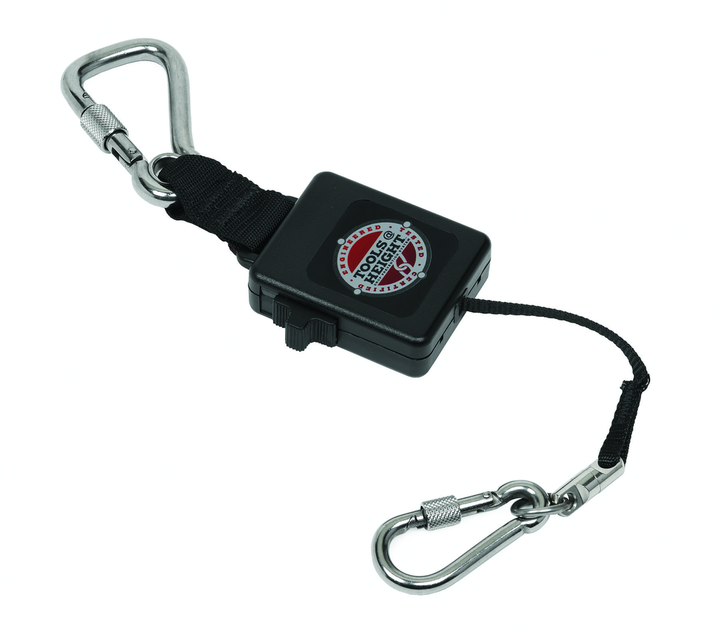 3-1/2 lb Retractable Lanyard with SST Locking Gate...