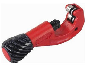 Tubing Cutter with Deburring Tool