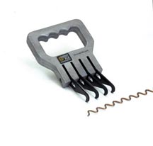 Four-finger Claw