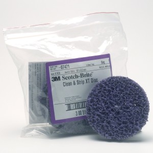 Scotch-Brite Clean and Strip XT Disc, 4" x 1/4", Extra Coarse