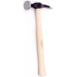 CURVED CHISEL AND FINISHING