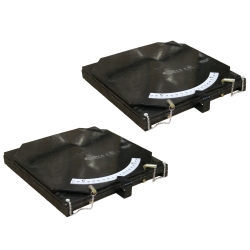 PAIR (2) OF ALI