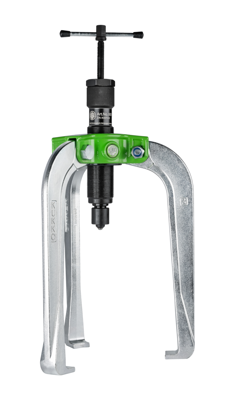 Handy, 3-arm puller with power-transmitting, self-centering pull