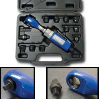 1/4 and 3/8 In Drive Dual Head Air Ratchet w/ Close Quarte