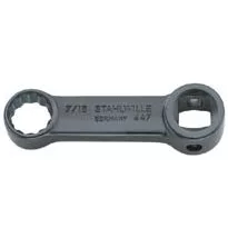447a - Adaptor