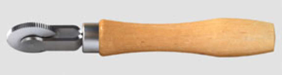 WOODEN HANDLE STICHER BALL BEA