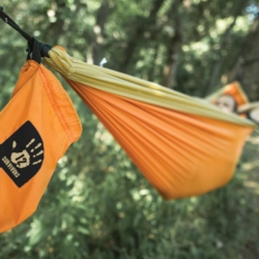 12 SURVIVORS TREE NOOK HAMMOCK