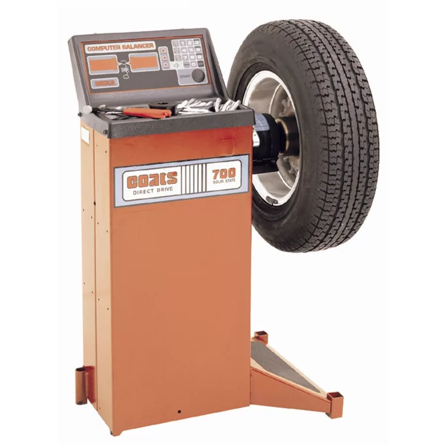 Computerized Wheel and Tire Balancer AMM700