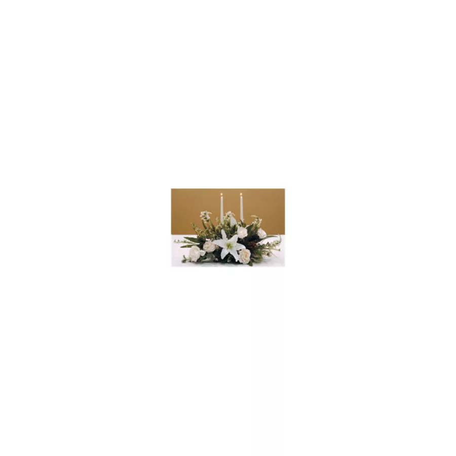 Floral Christmas Centerpiece with Candles Floral Christmas Centerpiece with Candles
