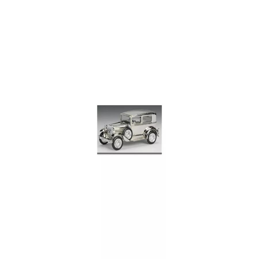 1/25 Scale Chrome Plated Ford Model 1/25 Scale Chrome Plated Ford Model